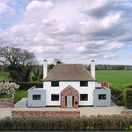 Wrentham Covehithe House-Coastal Luxury- Sleeps 12-With Huge Swimspa! מראה חיצוני תמונה