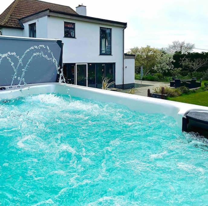 Wrentham Covehithe House-Coastal Luxury- Sleeps 12-With Huge Swimspa! מראה חיצוני תמונה