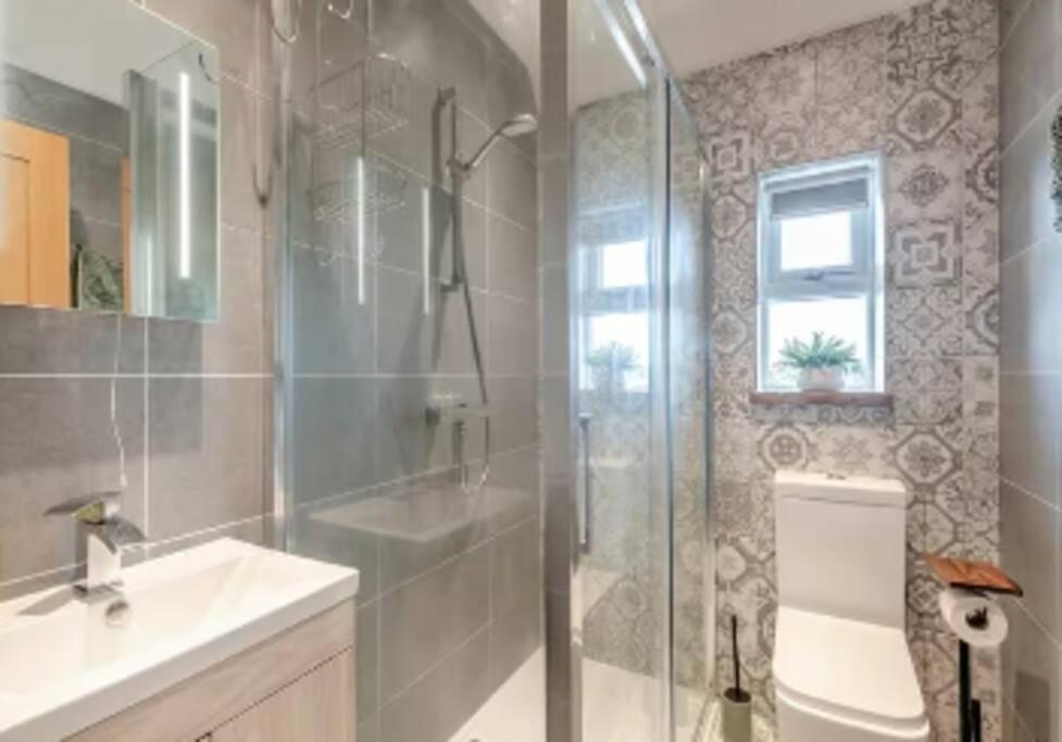 Wrentham Covehithe House-Coastal Luxury- Sleeps 12-With Huge Swimspa! מראה חיצוני תמונה