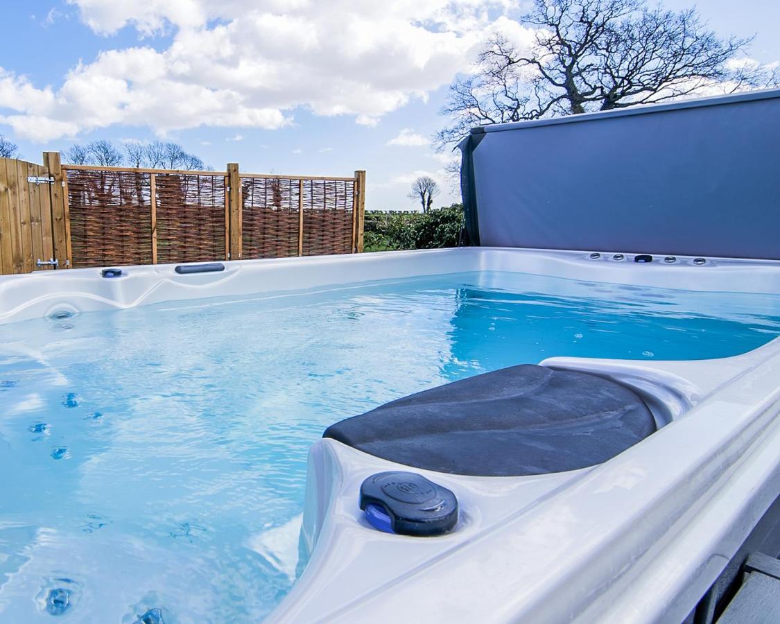 Wrentham Covehithe House-Coastal Luxury- Sleeps 12-With Huge Swimspa! מראה חיצוני תמונה