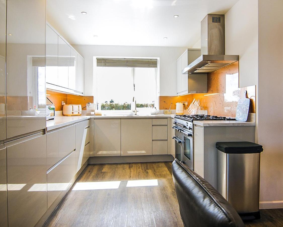 Wrentham Covehithe House-Coastal Luxury- Sleeps 12-With Huge Swimspa! מראה חיצוני תמונה